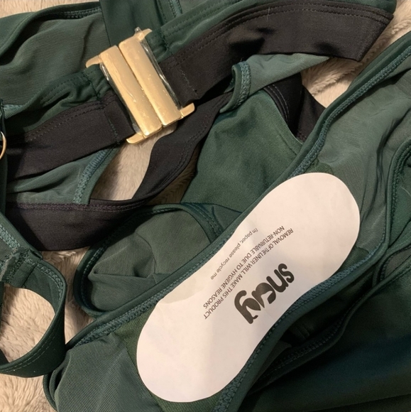 Snag Tights Bikini size E - Picture 7 of 8